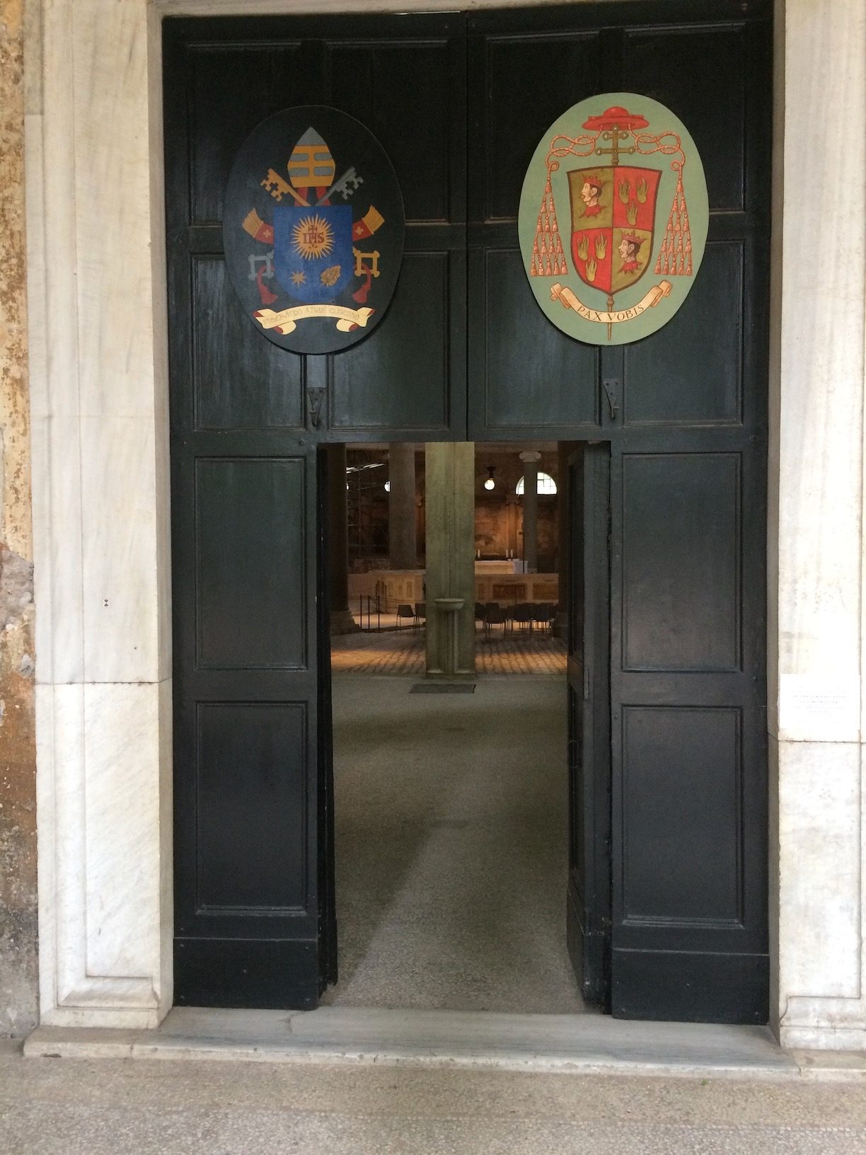 Basilica of Saint Stephen in the Round, entrance.jpg